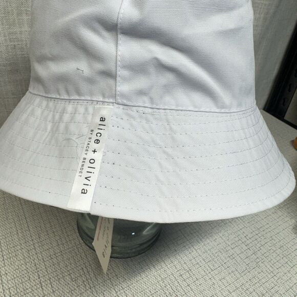 Alice‎ & Olivia Reversible Black Daisy Bucket Hat White NWT main image 5